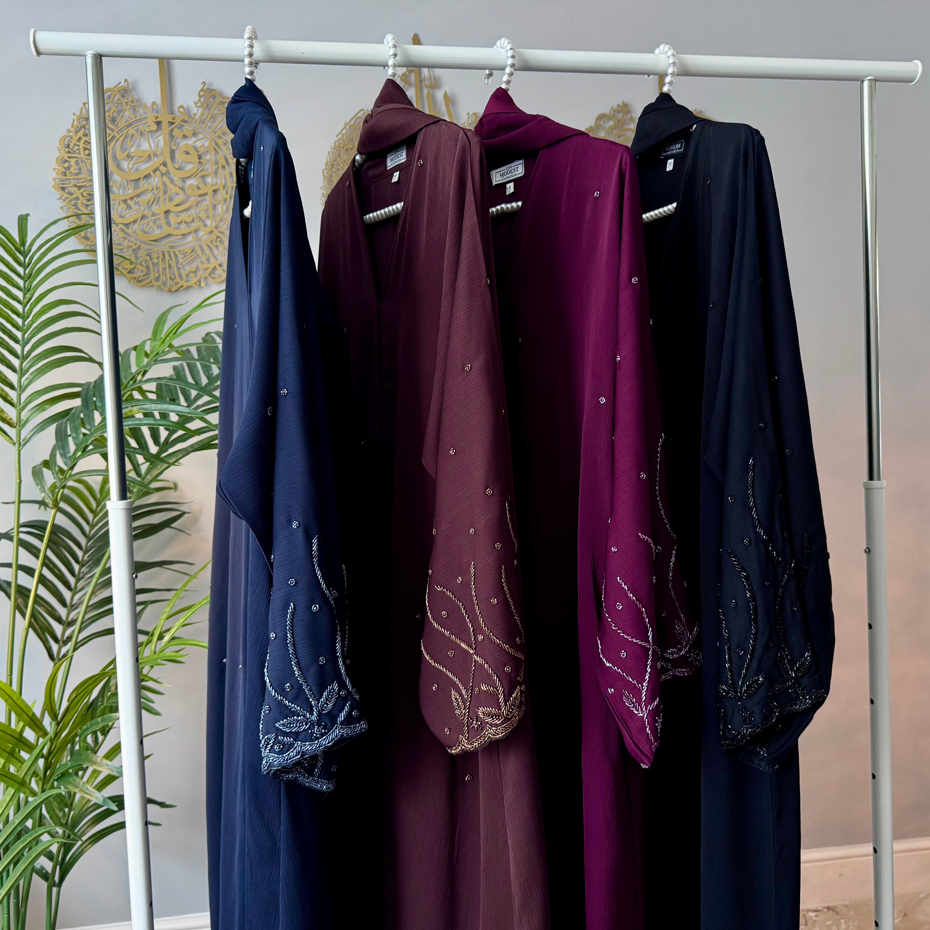 ARIYA abaya