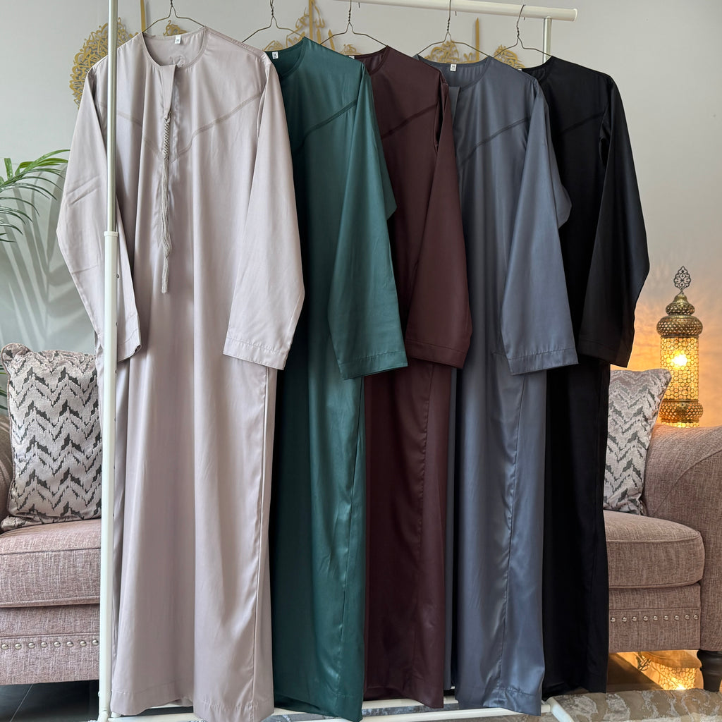 Premium Emirati Thobe for Men - Traditional Islamic Clothing