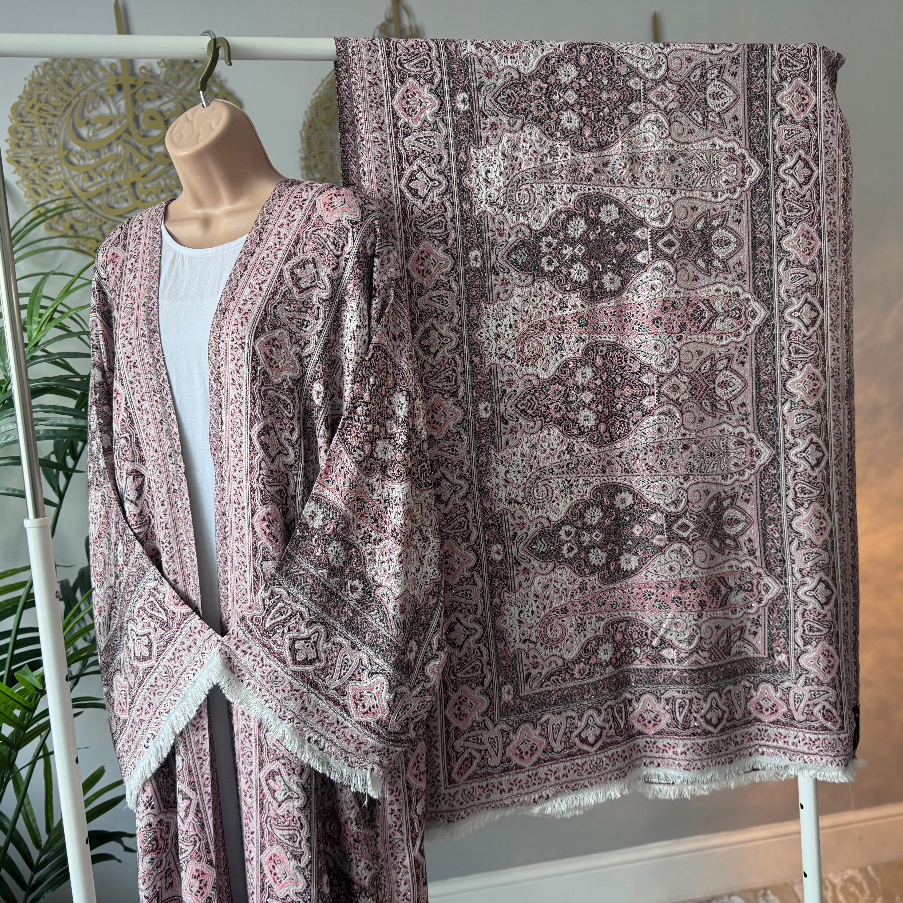 Pashmina abaya
